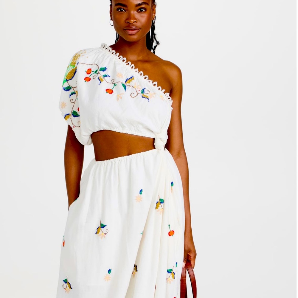 Farm Rio embroidered 2 pc attached  skirt and top